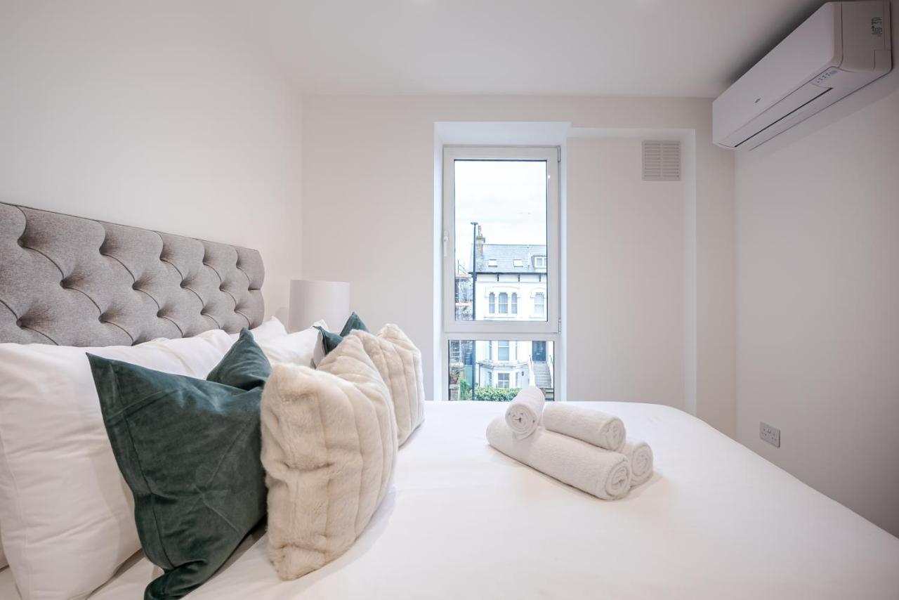 Stunning 2Br 2Bth Apartment With Ac In The Heart Of Chiswick Apartment London